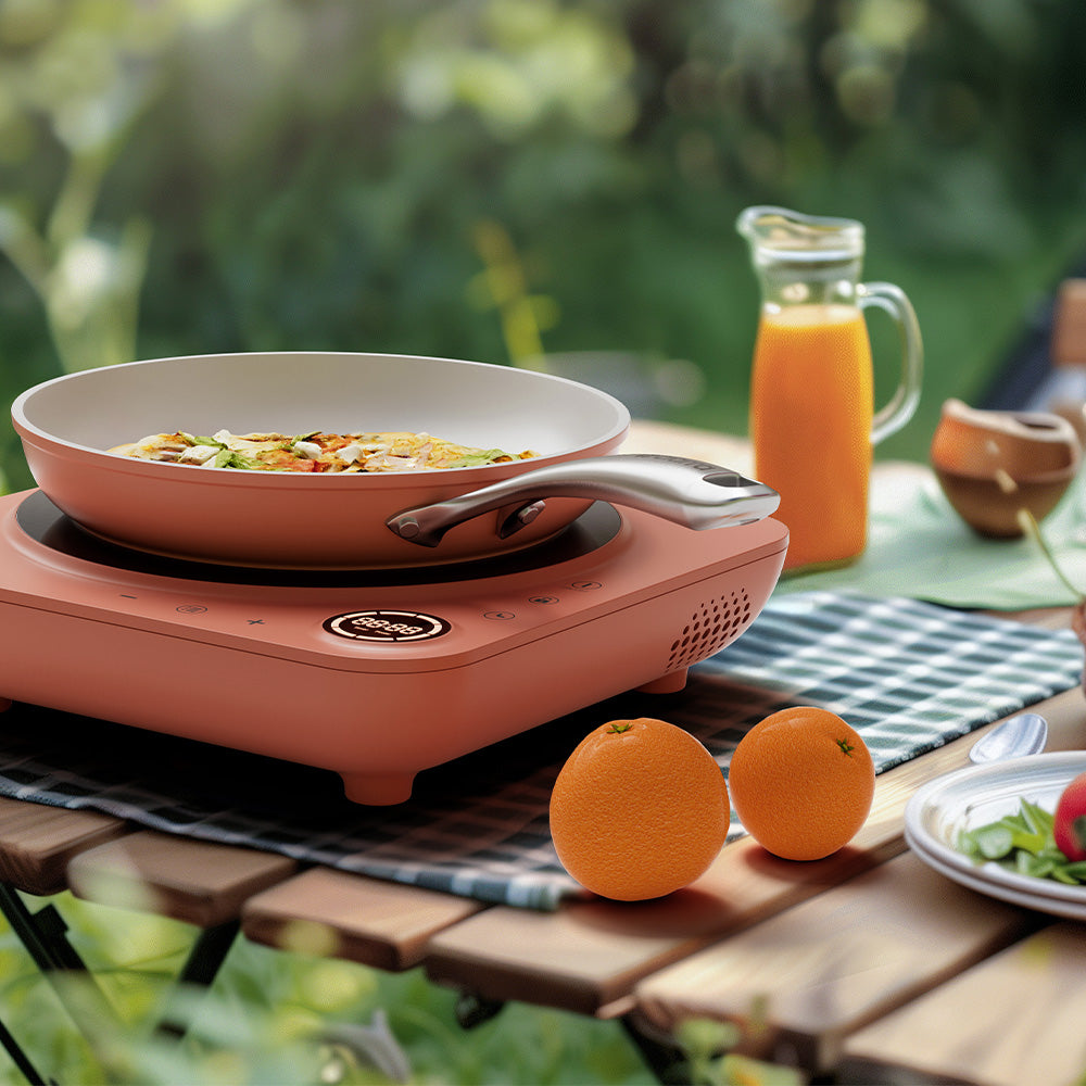 Gadgets Kitchen Cook & Go Trio: Donut-Induktionskochfeld & Dunstabzugshaube zum Mitnehmen & Bratpfanne - Orangina