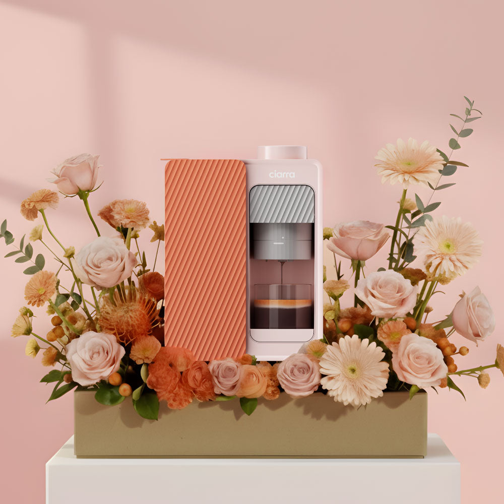 Gadgets เครื่องชงกาแฟเอสเพรสโซแบบพกพา แรงดัน 15 บาร์ มาพร้อมระบบควบคุมอุณหภูมิอัจฉริยะ (85°C / 92°C / 95°C) รองรับพลังงานได้ 2 รูปแบบ ทำความสะอาดง่าย เหมาะสำหรับใช้ที่บ้าน สำนักงาน เดินทาง หรือแคมป์ปิ้ง