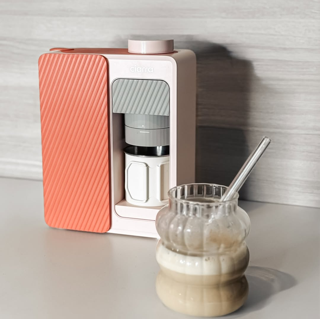 Gadgets Portable 15-Bar Espresso Coffee Machine with Smart Temperature Control (85℃/92℃/95℃), Dual Power Options, Easy-Clean Design for Home, Office, Travel & Camping