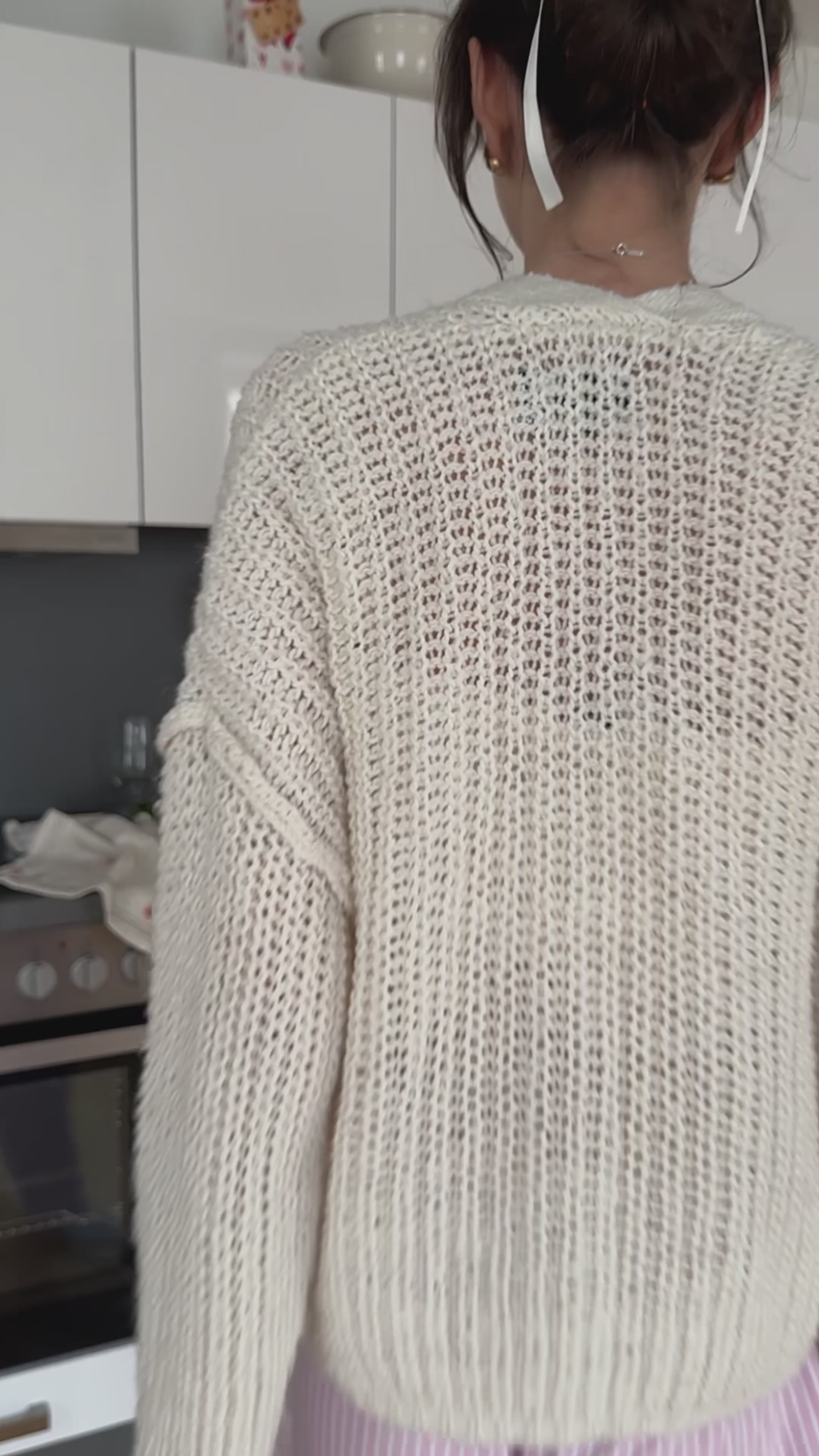 julia 二月.mov__PID:153ae3c4-839e-47fb-b340-8ee952fccbbd